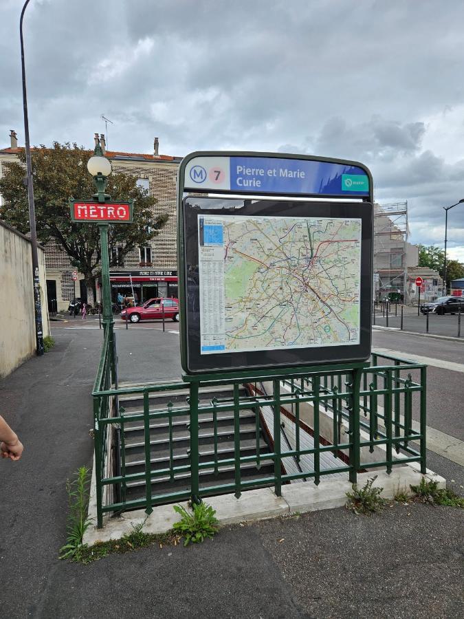 Studio 22M2 A Ivry/Seine-A 200 Metres De Paris. Proche Metro 7 Dış mekan fotoğraf